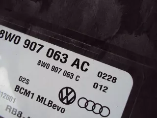 8W0907063AC Блок комфорта Audi A4 B9 Арт e3134974, вид 3