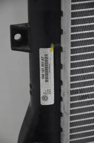 1K0121251AT Интеркулер Volkswagen Golf 6 Арт e3166880, вид 2