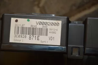 3C0920871E Щиток приборов (приборная панель) Volkswagen Passat B6 Арт e3222927, вид 2