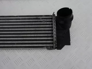 7805629 17117577115 17117805629 Интеркулер BMW 5 F10/F11/GT F07 Арт e3396824, вид 3