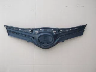 53101-0D660 Решетка радиатора Toyota Yaris 3 Арт e3847616, вид 1