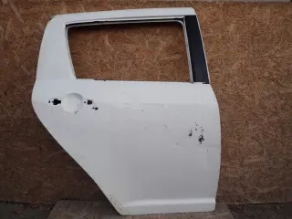  Дверь задняя правая Suzuki Swift 3 Арт e3960362, вид 1