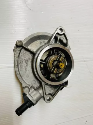 057145100AC Насос вакуумный Audi A6 C6 (S6,RS6) Арт e4020277, вид 3