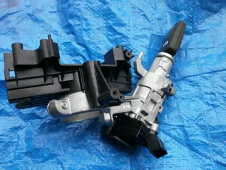 13334628 13326419 Замок зажигания Opel Astra J Арт e4264997, вид 3