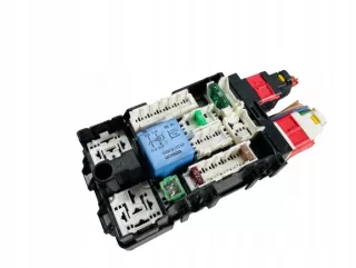 9665492680 Блок предохранителей Citroen C4 2 Арт e4274783, вид 1