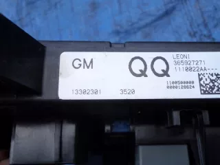 13302301 Блок предохранителей Opel Astra J Арт e4286250, вид 3