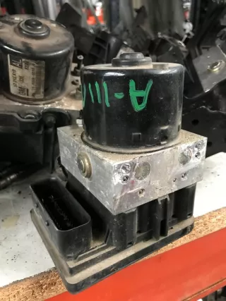 13157577 Блок ABS Opel Astra H Арт e4650795, вид 1