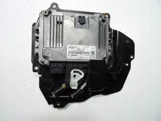 8V21-12A650-KF Блок управления двигателем Ford Fiesta 5 Арт e4711325, вид 1