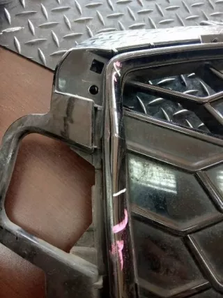 8W0853651EB Решетка радиатора Audi A4 B9 Арт e4853634, вид 2