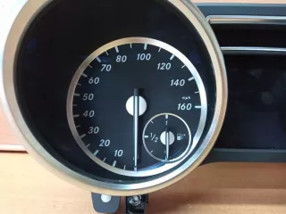 A1669006910 Щиток приборов (приборная панель) Mercedes GL X166 Арт e4993443, вид 3