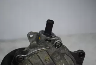 06D145100D Насос вакуумный Audi A4 B6 Арт e5130840, вид 4