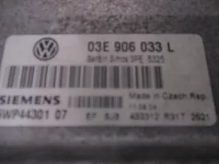03E906033L Блок управления двигателем Volkswagen Polo 4 Арт e5136712, вид 3