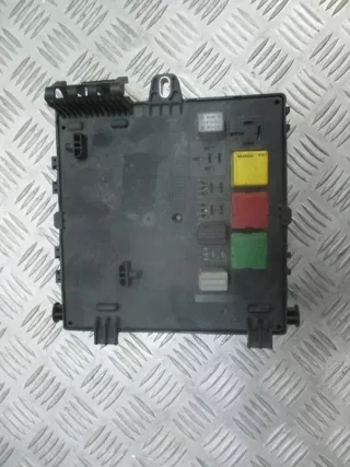 13170888 Блок предохранителей Opel Vectra C  Арт e5188603, вид 3