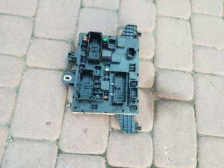 13343949 Блок предохранителей Opel Astra J Арт e5277830, вид 1