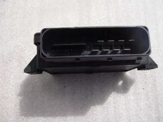 A2469004512 2469004512 A2465450532 2465450532 A2469021002 2469021002 Блок управления двигателем Mercedes A W176 Арт e5394110, вид 2