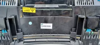 8E0920931P Щиток приборов (приборная панель) Audi A4 B7 Арт e5440028, вид 7