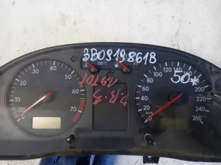 3B0919861B Щиток приборов (приборная панель) Volkswagen Passat B5 Арт e5516457, вид 4