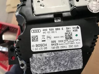 4H0920880E Щиток приборов (приборная панель) Audi A8 D4 (S8) Арт e5778499, вид 2