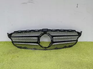2058801704 Решетка радиатора Mercedes C W205 Арт e5844698, вид 1