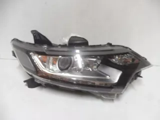 8301C854 Фара правая Mitsubishi Outlander 3 Арт e5987573, вид 1