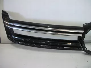 5N0853655 561853600 Решетка радиатора Volkswagen Tiguan 1 Арт e6006171, вид 2