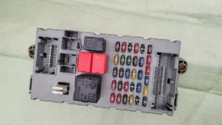46817786 46817785 46520600 Блок предохранителей Fiat Doblo 2 Арт e6006402, вид 4