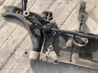 1K0199369G Балка подвески передняя (подрамник) Volkswagen Golf 5 Арт e6193390, вид 2