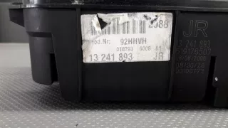 13241893 Блок предохранителей Opel Vectra C  Арт e6201236, вид 3