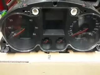 3C0920860K Щиток приборов (приборная панель) Volkswagen Passat B6 Арт e6329536, вид 1