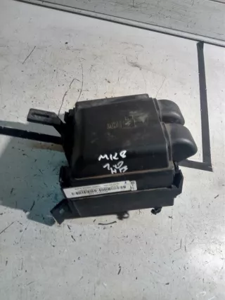 L1BT-14D068-HAB Блок предохранителей Ford Fiesta 7 Арт e6394398