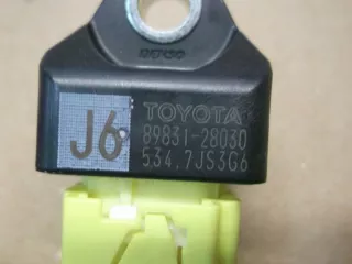 89831-28030 Датчик удара Toyota Prius 4 Арт e6419729, вид 4