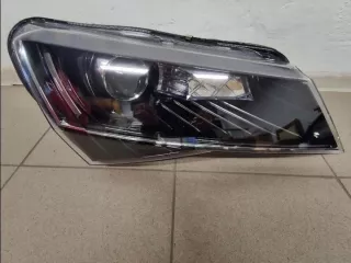 3V1941016B Фара правая Skoda Superb 3 Арт e6430833, вид 1