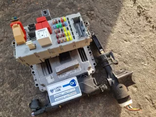 0261S04410 Блок управления двигателем Lancia Delta 3 Арт e6445607, вид 1