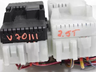 6G9T-14C507-AB Блок предохранителей Volvo V70 3 Арт e6453238, вид 9