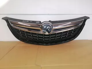 13300698 Решетка радиатора Opel Zafira C Арт e6585085, вид 1