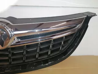 13300698 Решетка радиатора Opel Zafira C Арт e6585085, вид 4