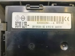 8200652284A Блок предохранителей Renault Clio 3 Арт e6588342, вид 4