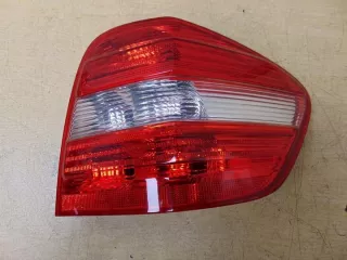 A1648202064 Фонарь задний правый Mercedes ML W164 Арт e6594859, вид 1