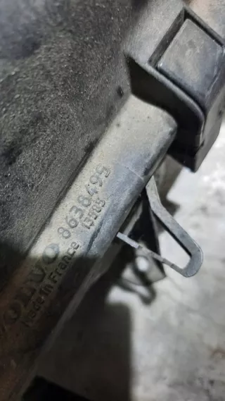 8638495 Корпус воздушного фильтра Volvo V70 2 Арт e6712336, вид 4