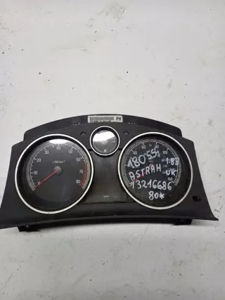 13216686 Щиток приборов (приборная панель) Opel Astra H Арт e6724862, вид 1