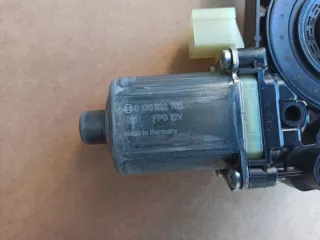 8W0959801 Моторчик стеклоподъемника Audi Q7 4M Арт e6729784, вид 2