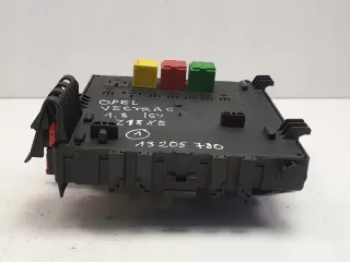 13205780 5R4TFGWERFG45T Блок предохранителей Opel Vectra C  Арт e6769238, вид 2