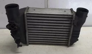 8E0145805D Интеркулер Audi A4 B7 Арт e6912607, вид 1
