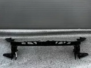 A1776206700 Передняя панель крепления облицовки (телевизор) Mercedes A W177 Арт e6946020, вид 1