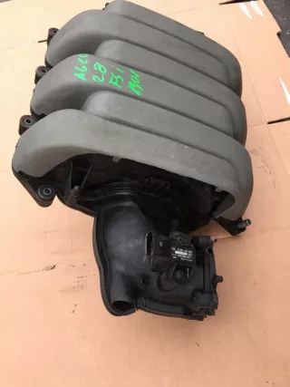 06E133210G Коллектор впускной Audi A6 C6 (S6,RS6) Арт e6959335, вид 2