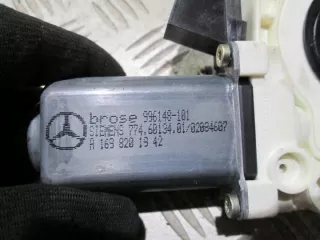 A1698201942 Моторчик стеклоподъемника Mercedes B W245 Арт e6974092, вид 4
