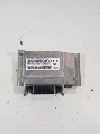 P68290975AA Блок AirBag Jeep Cherokee KJ Арт e6975952, вид 1