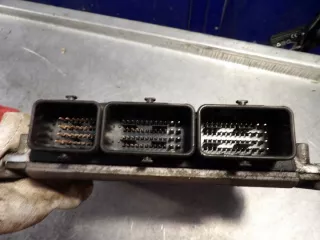 0281010297 8200183768 Блок управления двигателем Renault Laguna 2 Арт e6997656, вид 3