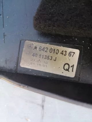 6420104367 Декоративная крышка двигателя Mercedes C W204 Арт e7069936, вид 3