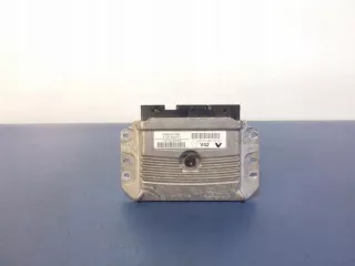  Блок управления двигателем Renault Clio 4 Арт e7146593, вид 1